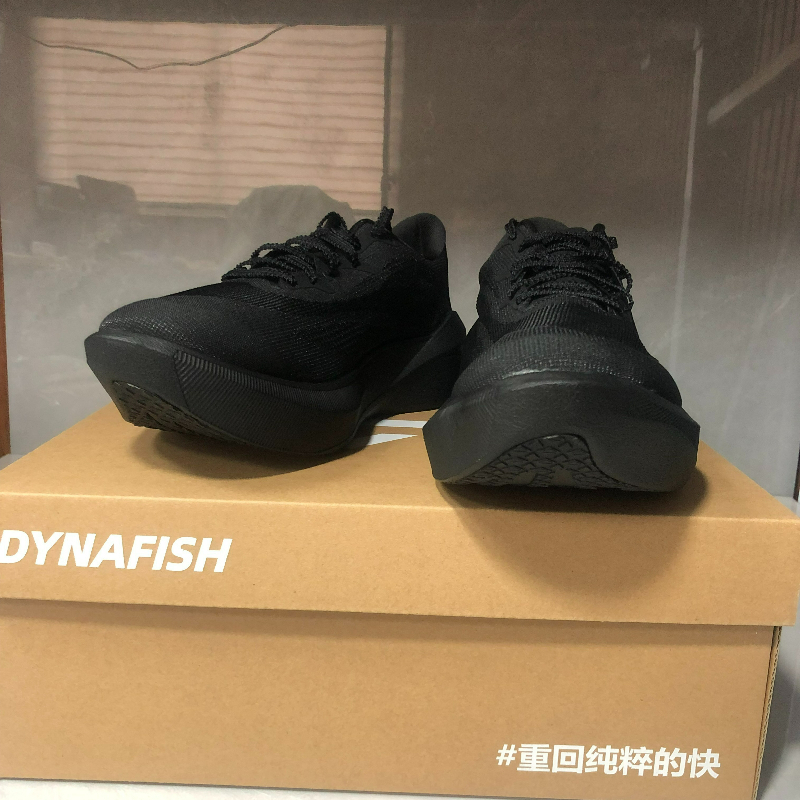 Professional Running Shoes For - Men Shoes Vs Women のレビューと価格
